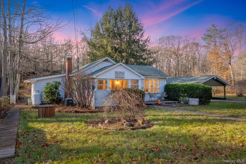 77 Pine Street West Hurley NY 12491