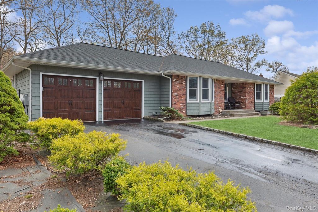 Photo of 61 Griffin Drive, Mount Sinai, NY 11766 (MLS # 988706)