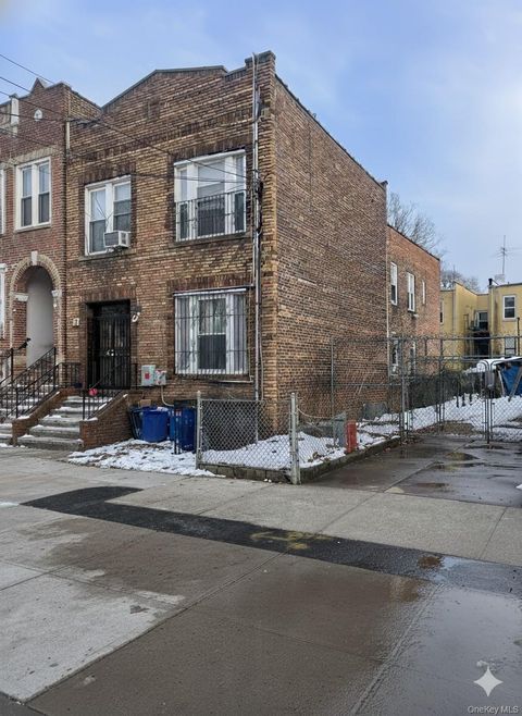 Multifamily For Sale - 189 Minna Street<br/> Brooklyn, NY 11218