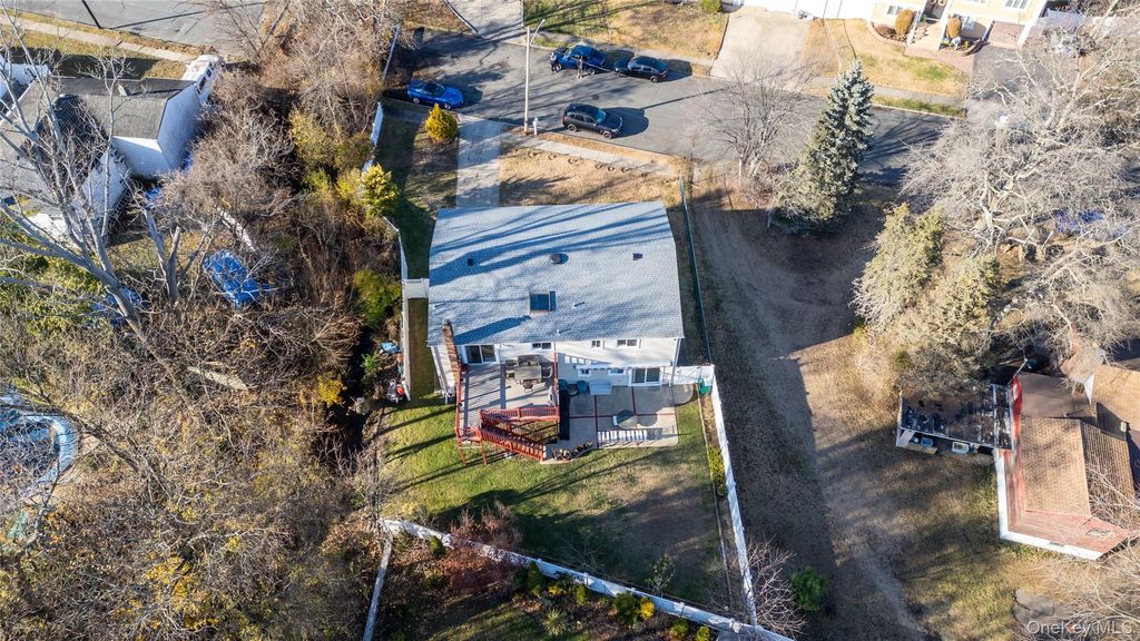 Photo of 361 Nevada Street, Lindenhurst, NY 11757 (MLS # 1003197)