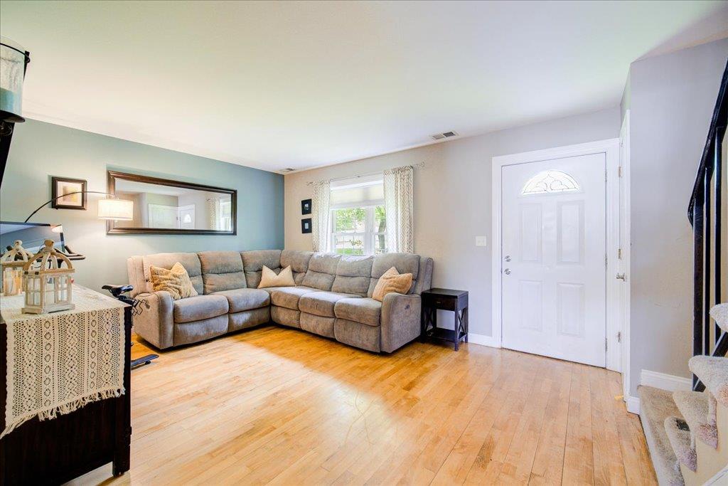 7 Sunnybrook Circle