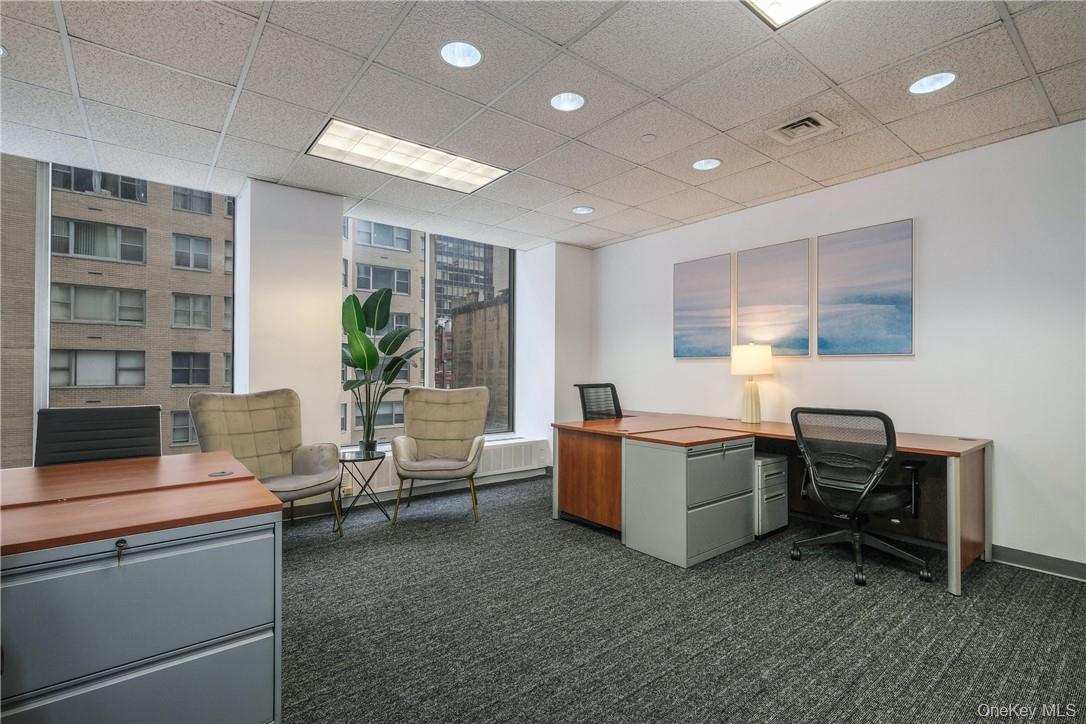 1350 Avenue of Americas