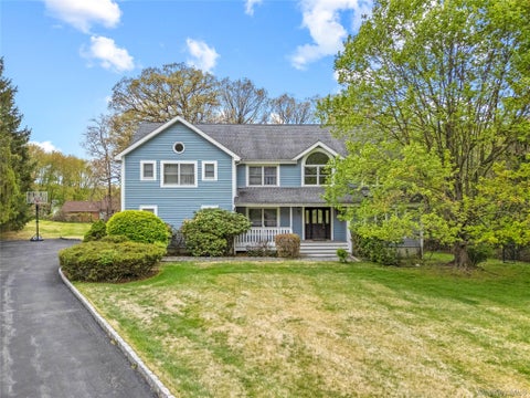 Homes For Sale - 3 Anita Court<br/> Cortlandt Manor, NY 10567