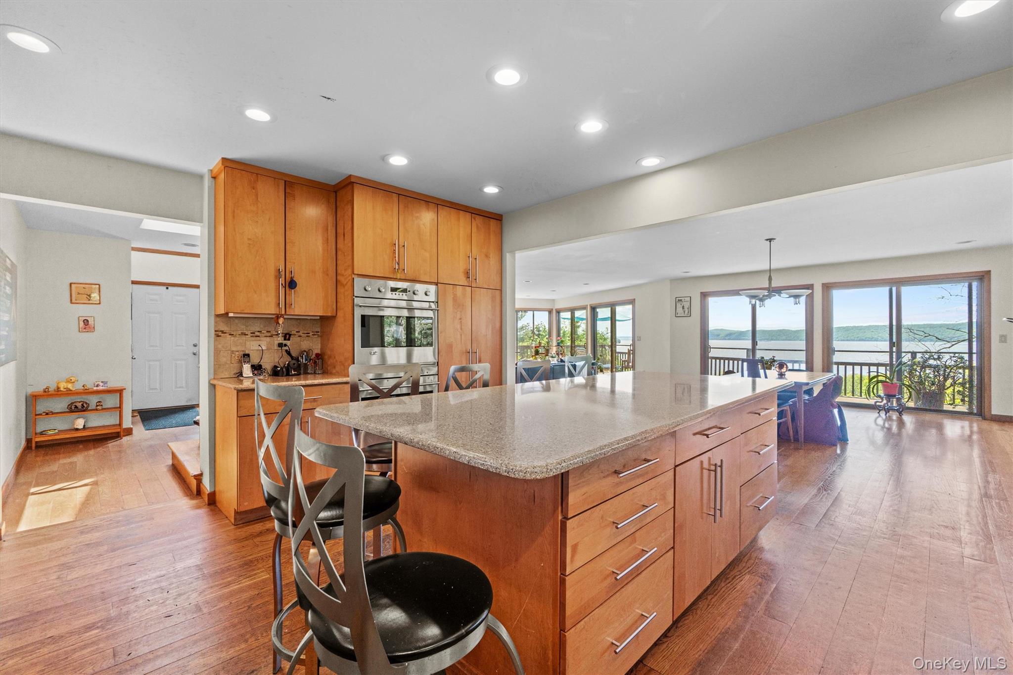 Croton-On-Hudson, New York 10520, United States, 6 Bedrooms Bedrooms, ,6 BathroomsBathrooms,Residential,Active,158003