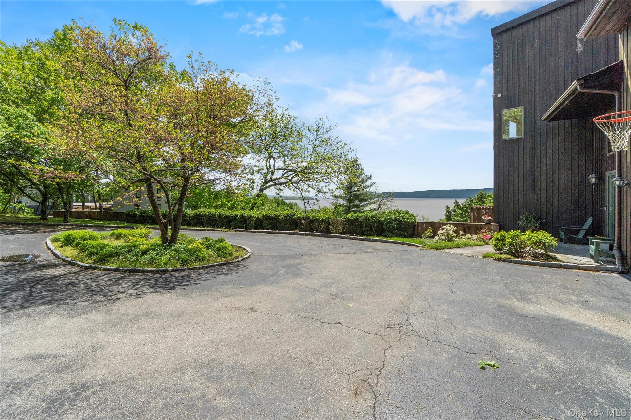 Croton-On-Hudson, New York 10520, United States, 6 Bedrooms Bedrooms, ,6 BathroomsBathrooms,Residential,Active,158003