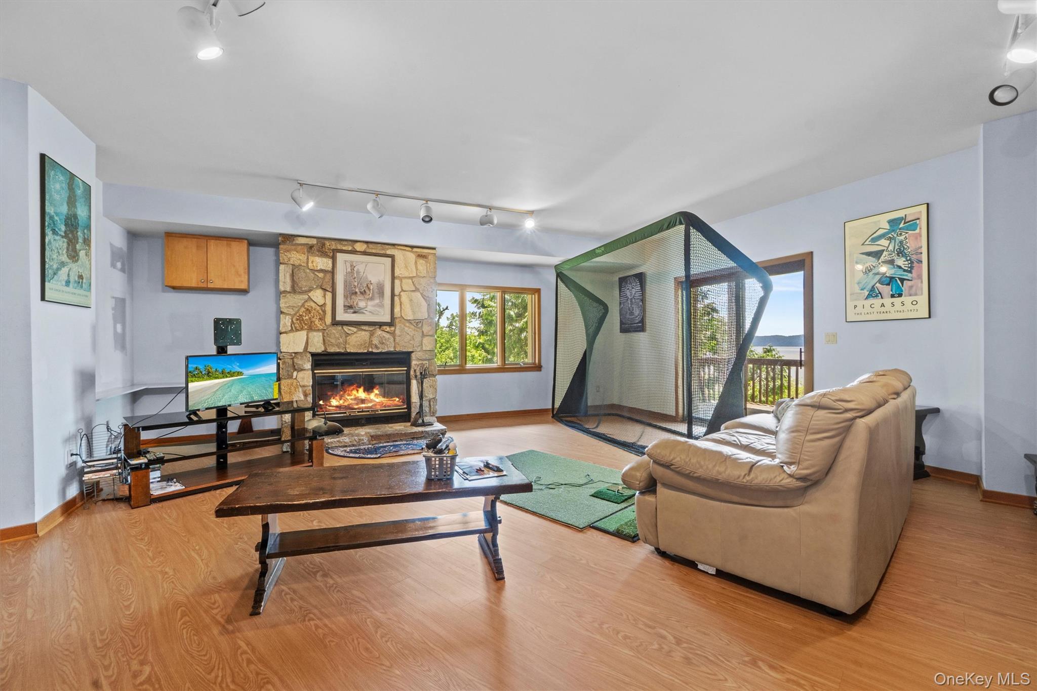 Croton-On-Hudson, New York 10520, United States, 6 Bedrooms Bedrooms, ,6 BathroomsBathrooms,Residential,Active,158003