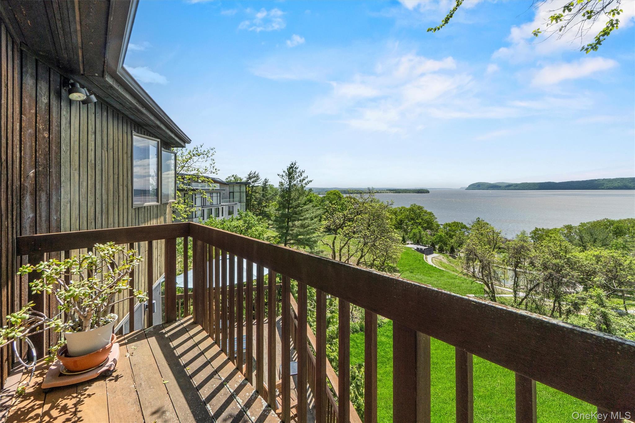 Croton-On-Hudson, New York 10520, United States, 6 Bedrooms Bedrooms, ,6 BathroomsBathrooms,Residential,Active,158003