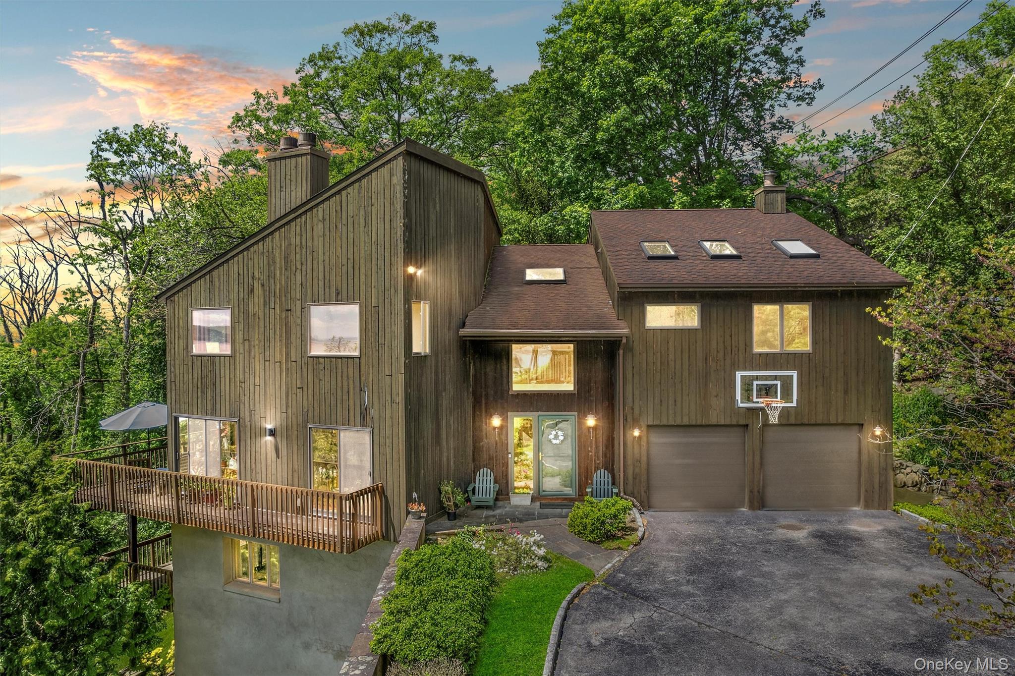 Croton-On-Hudson, New York 10520, United States, 6 Bedrooms Bedrooms, ,6 BathroomsBathrooms,Residential,Active,158003