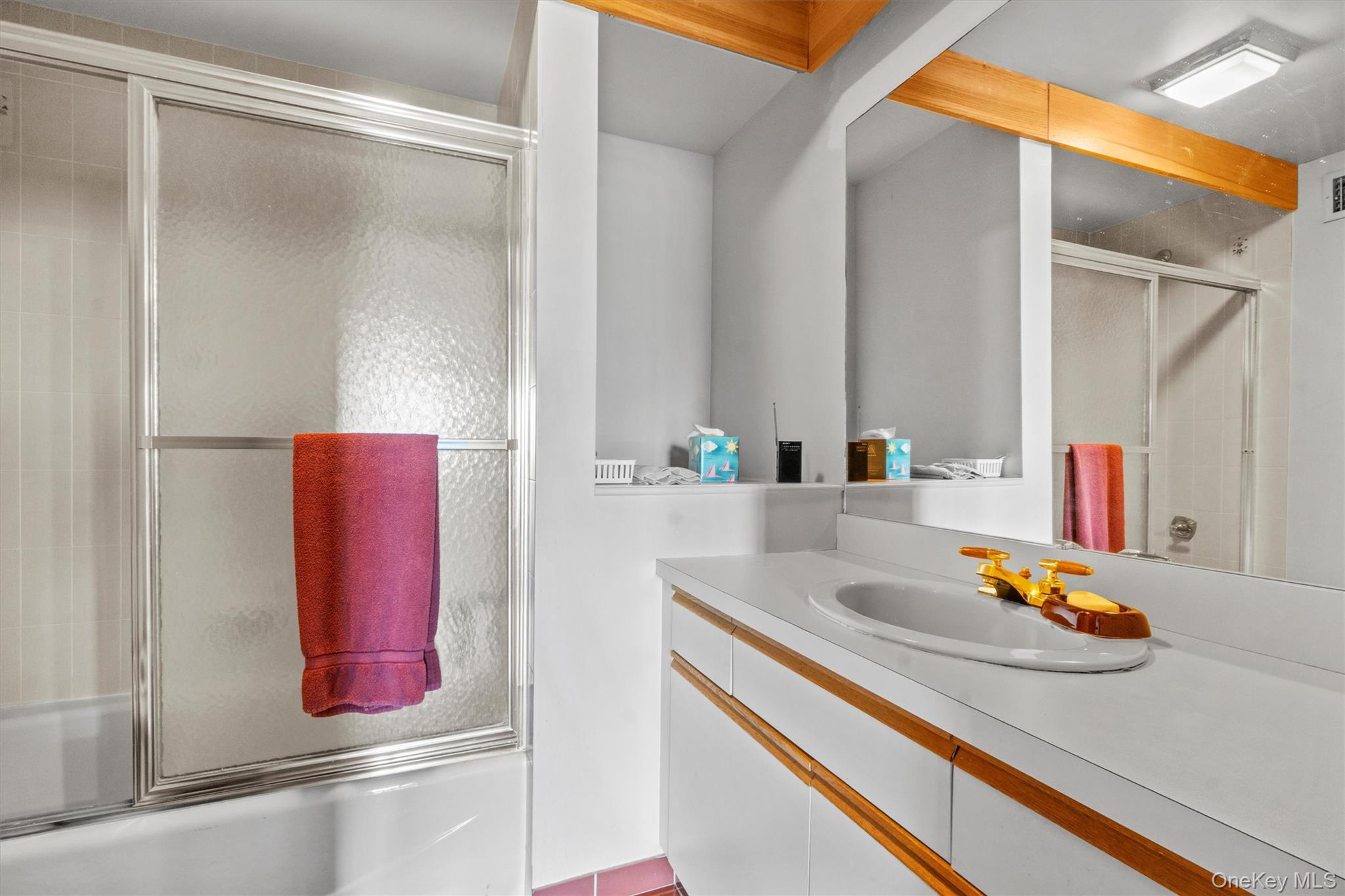 Croton-On-Hudson, New York 10520, United States, 6 Bedrooms Bedrooms, ,6 BathroomsBathrooms,Residential,Active,158003