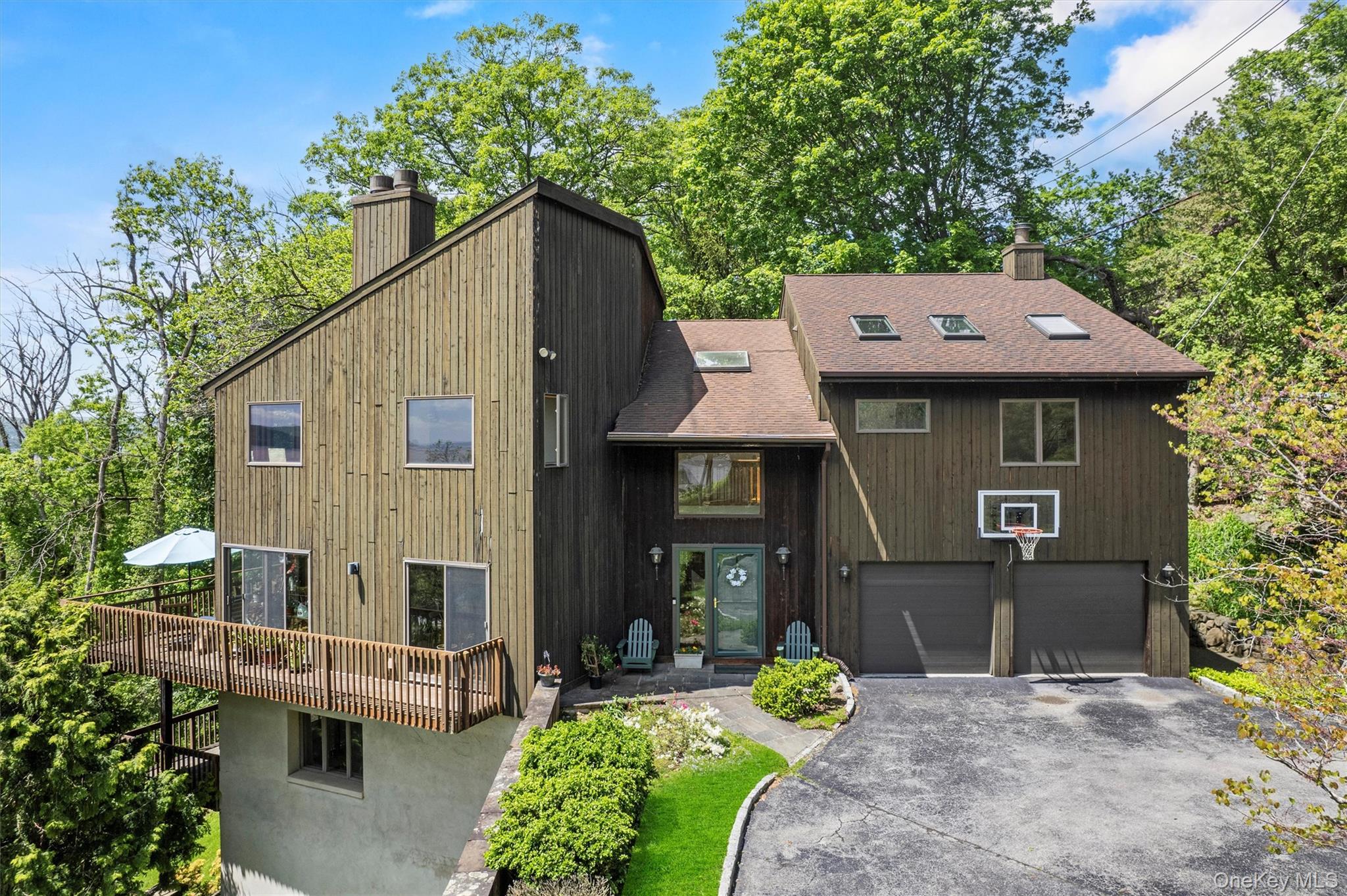 Croton-On-Hudson, New York 10520, United States, 6 Bedrooms Bedrooms, ,6 BathroomsBathrooms,Residential,Active,158003