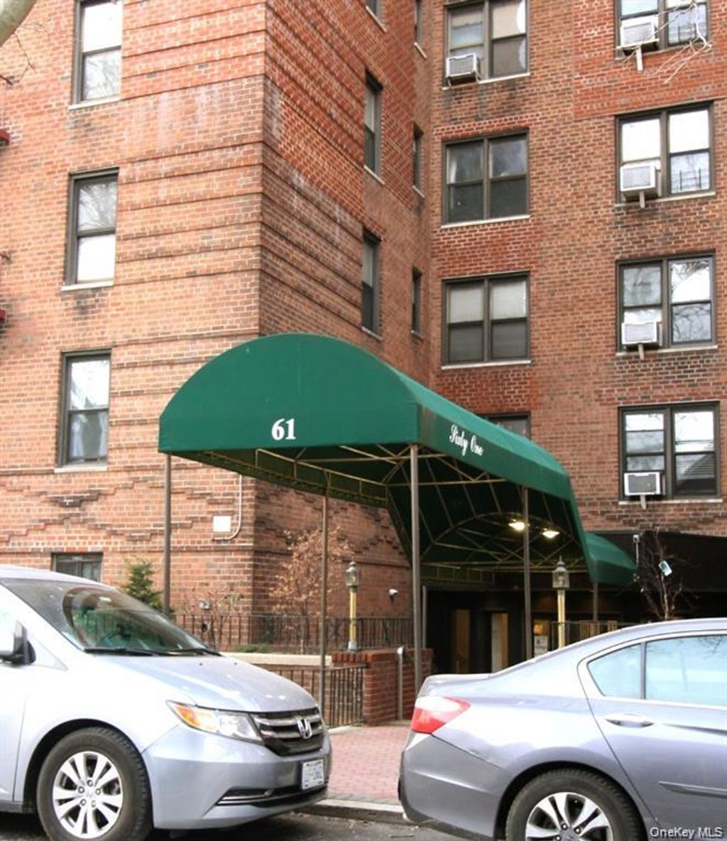Photo of 61 Oliver Street #5B, Brooklyn, NY 11209 (MLS # 993073)