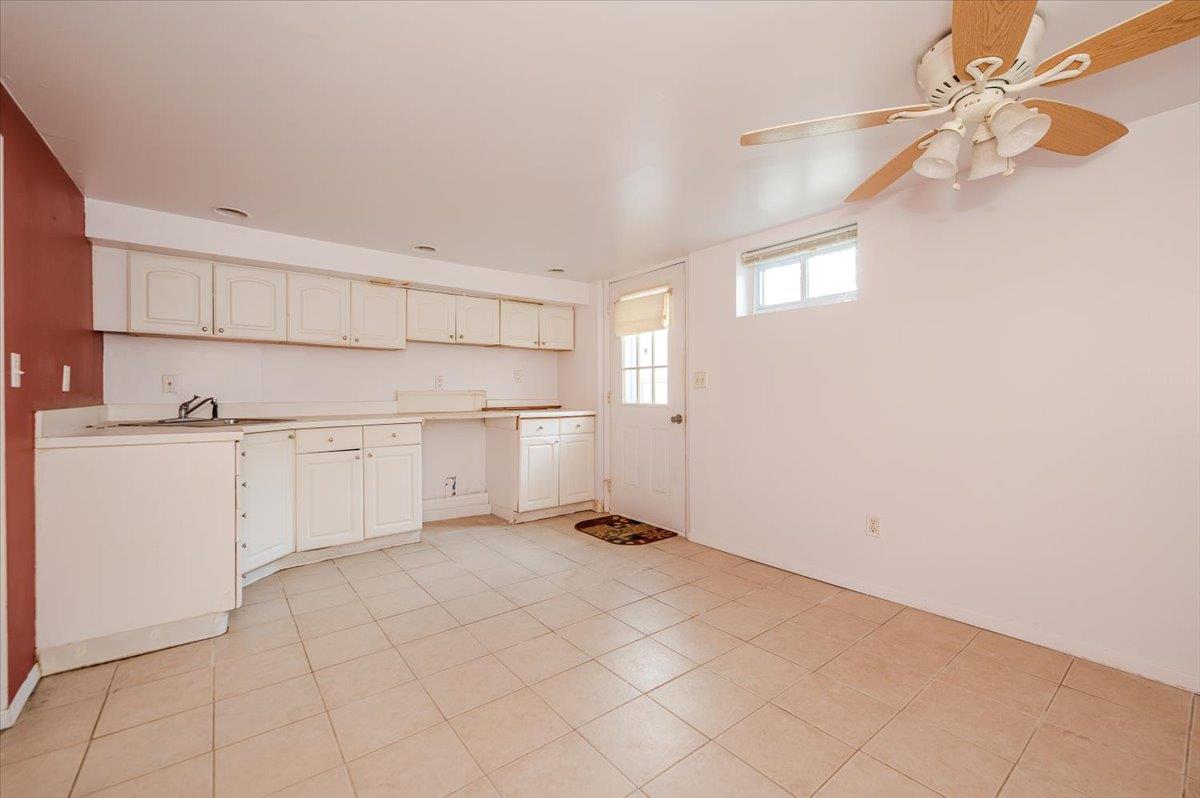 85 Abbington Court, Copiague, New York image 15