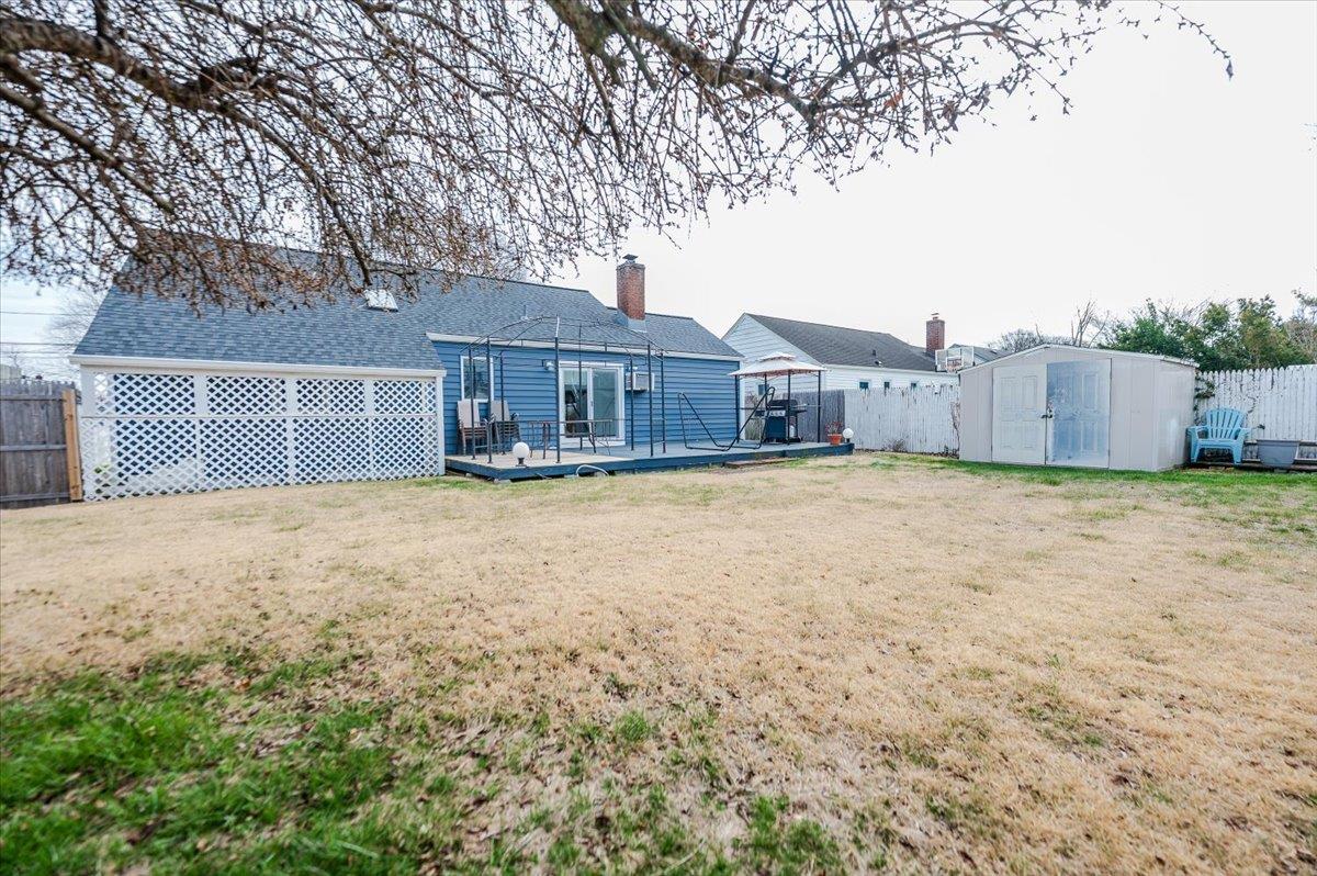 85 Abbington Court, Copiague, New York image 21