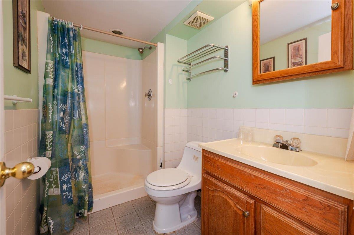 85 Abbington Court, Copiague, New York image 11