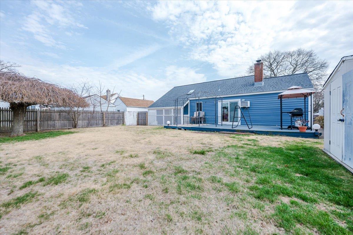85 Abbington Court, Copiague, New York image 20