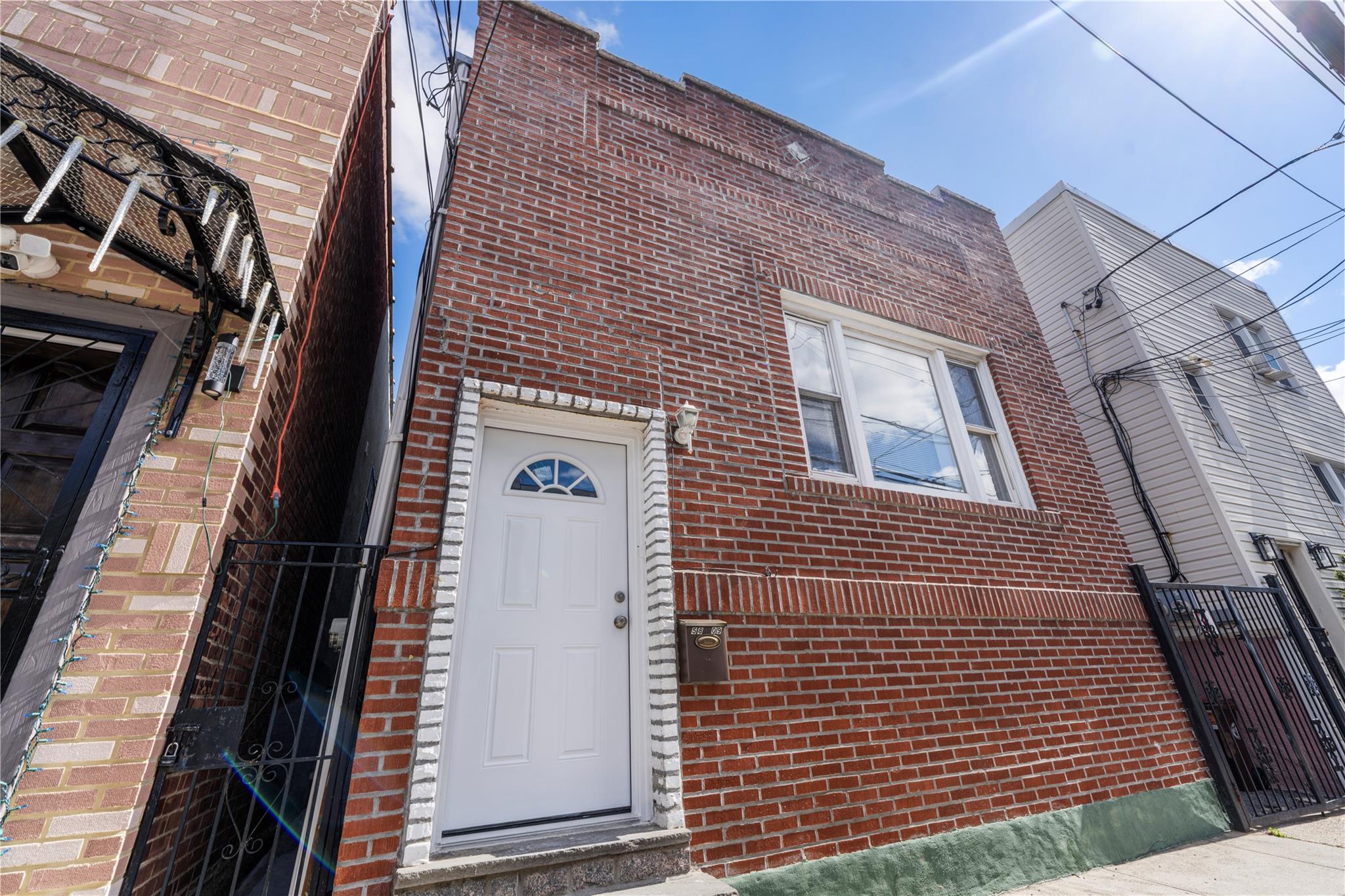 Waldron St St, Corona, Queens, NY -  - 
