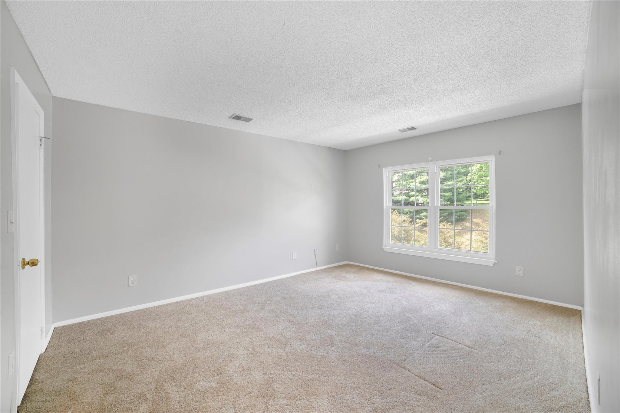 32 Huntington Circle #BUILDING 19, Peekskill, New York image 14