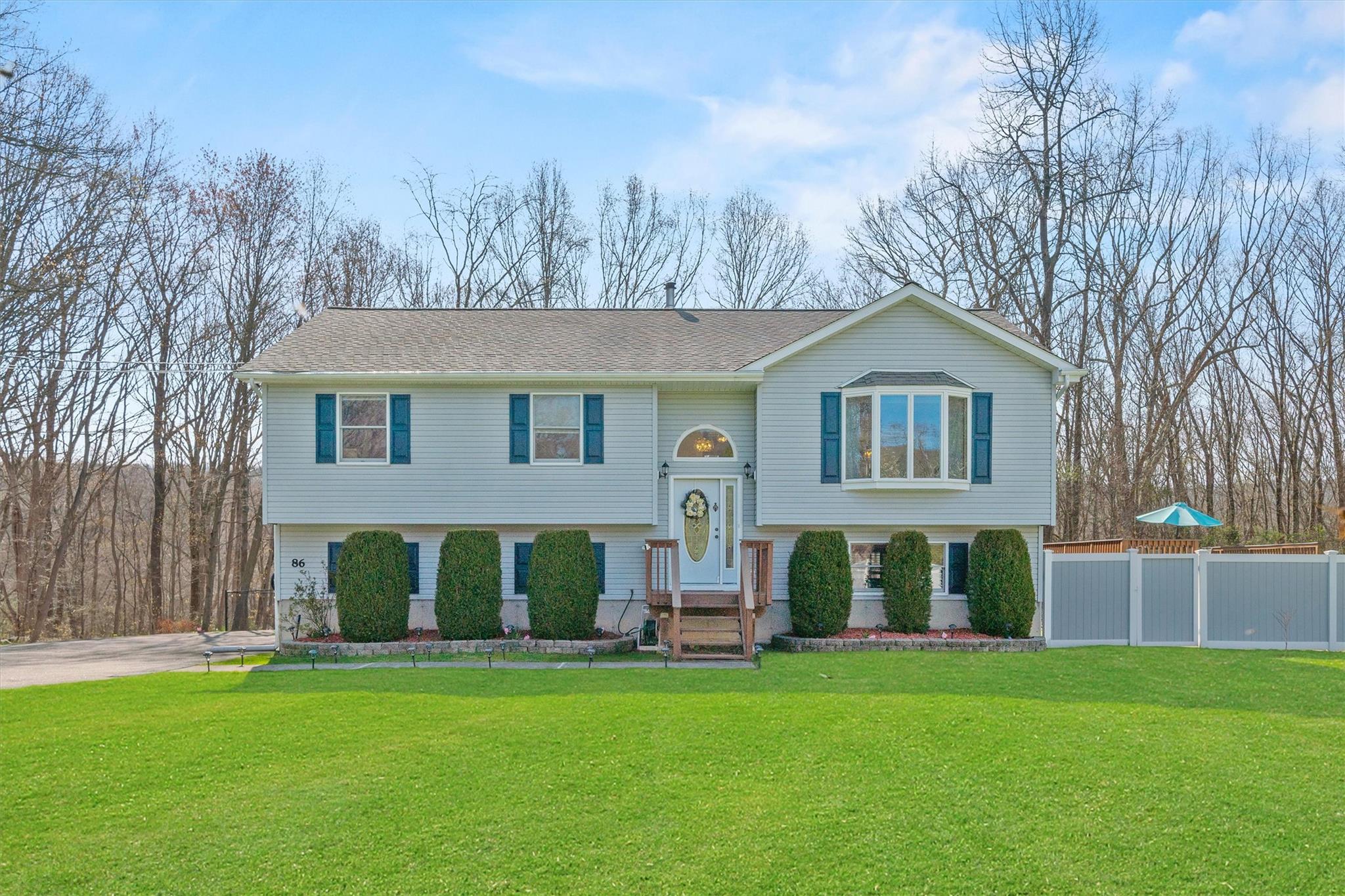 86 Old Dutch Hollow Road, Monroe, New York image 1