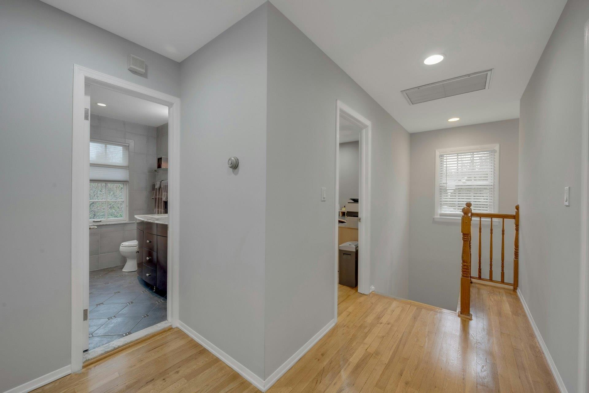 8 S Hood Court, Hartsdale, Florida image 24