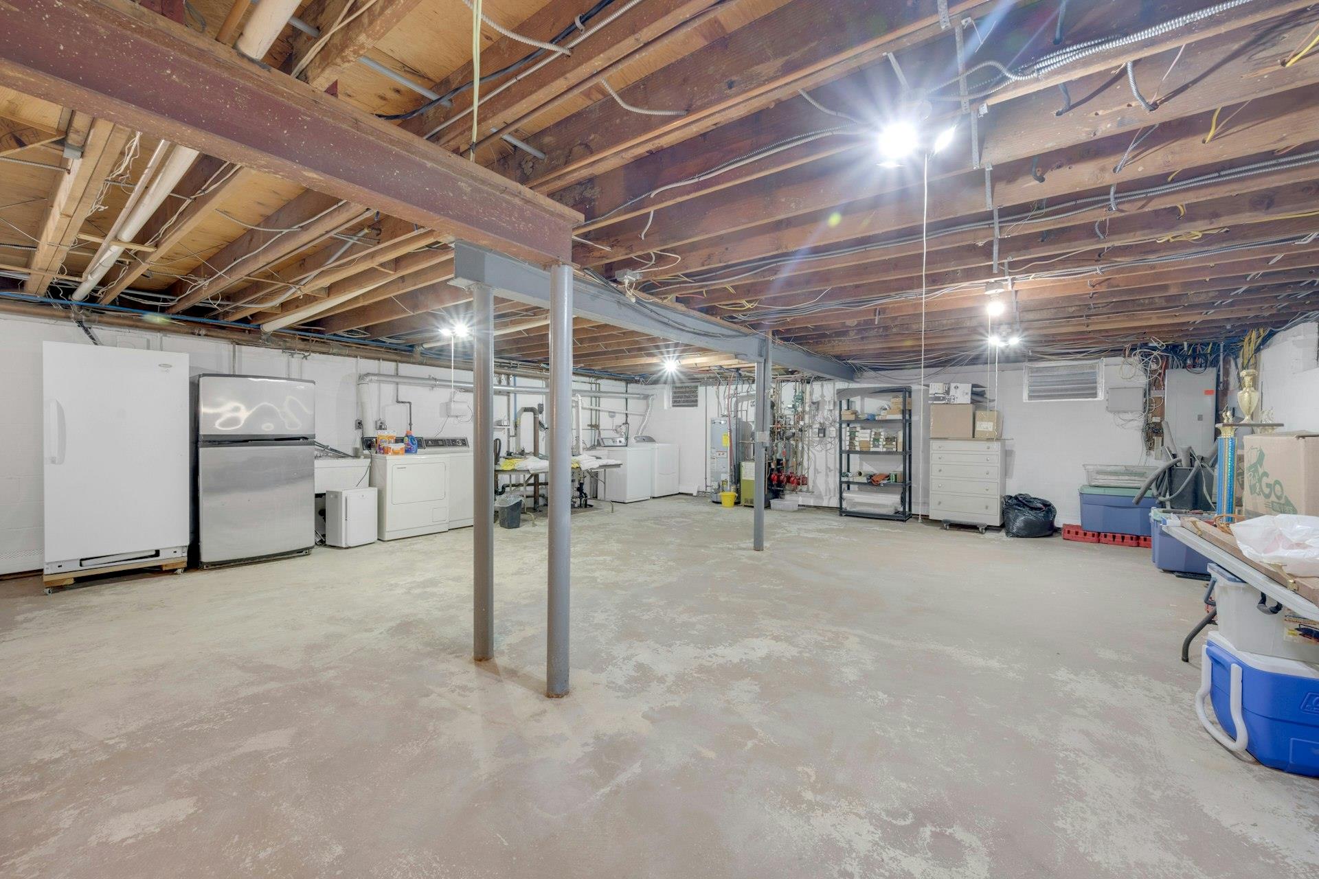 8 S Hood Court, Hartsdale, Florida image 36