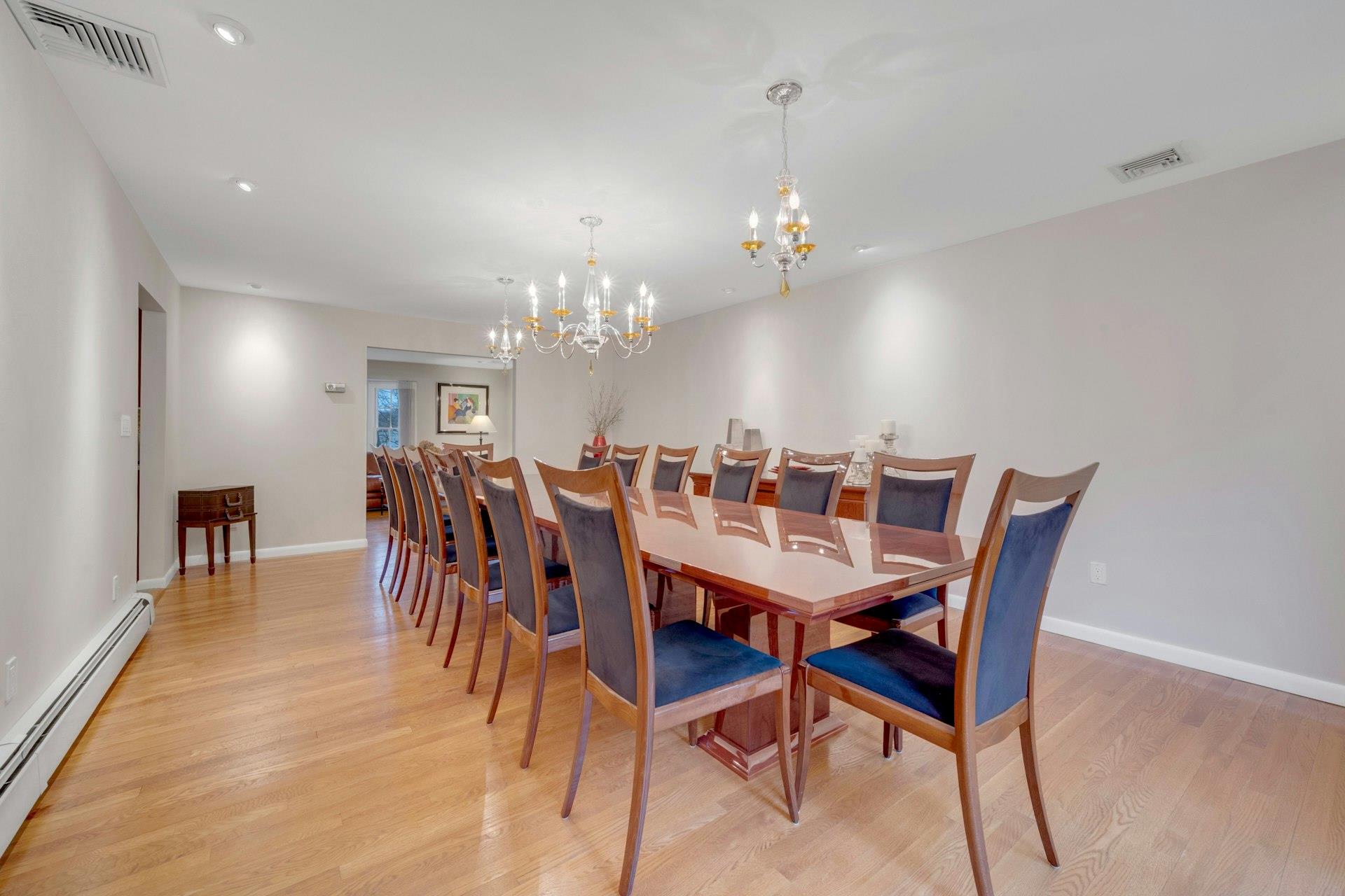 8 S Hood Court, Hartsdale, Florida image 12