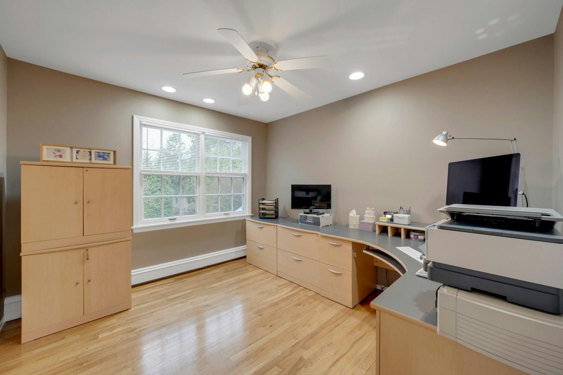 8 S Hood Court, Hartsdale, Florida image 30