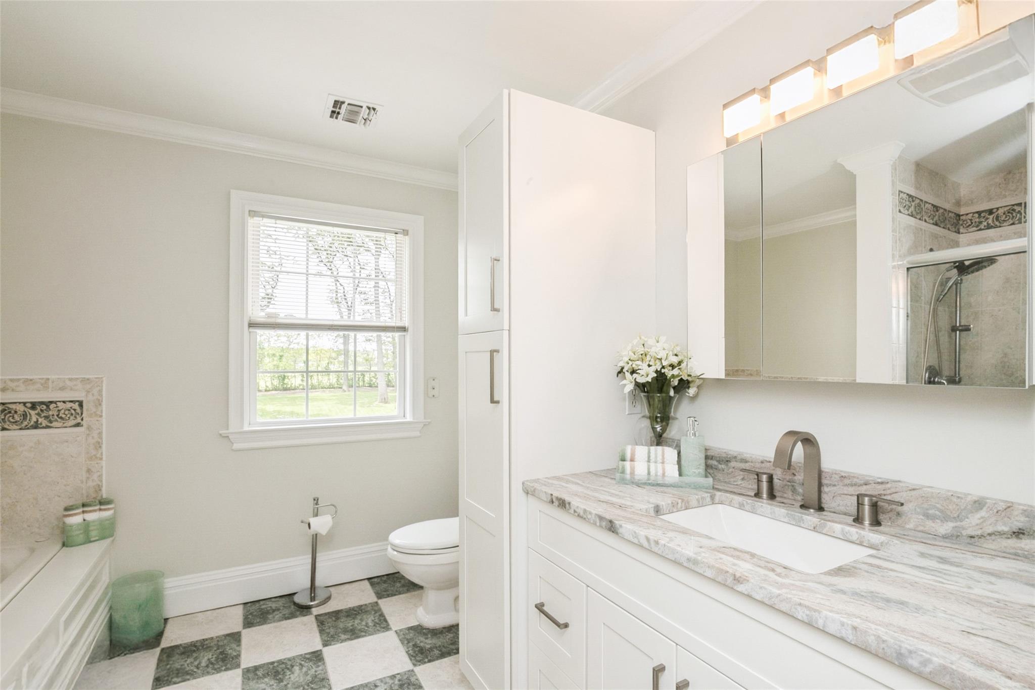 30 Lawrence Road, Kings Park, New York image 20