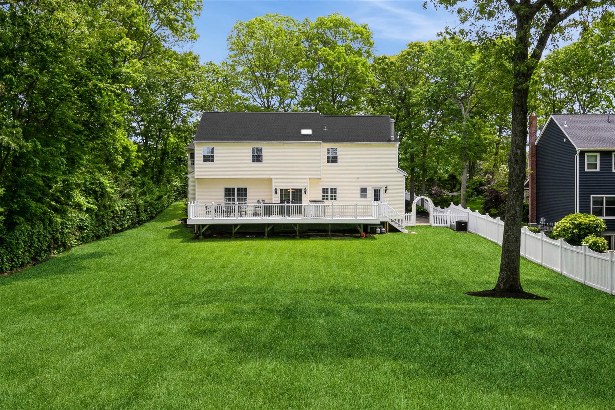 30 Lawrence Road, Kings Park, New York image 31