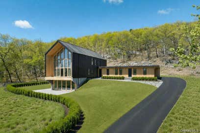 95 Jersey Avenue Greenwood Lake NY 10925