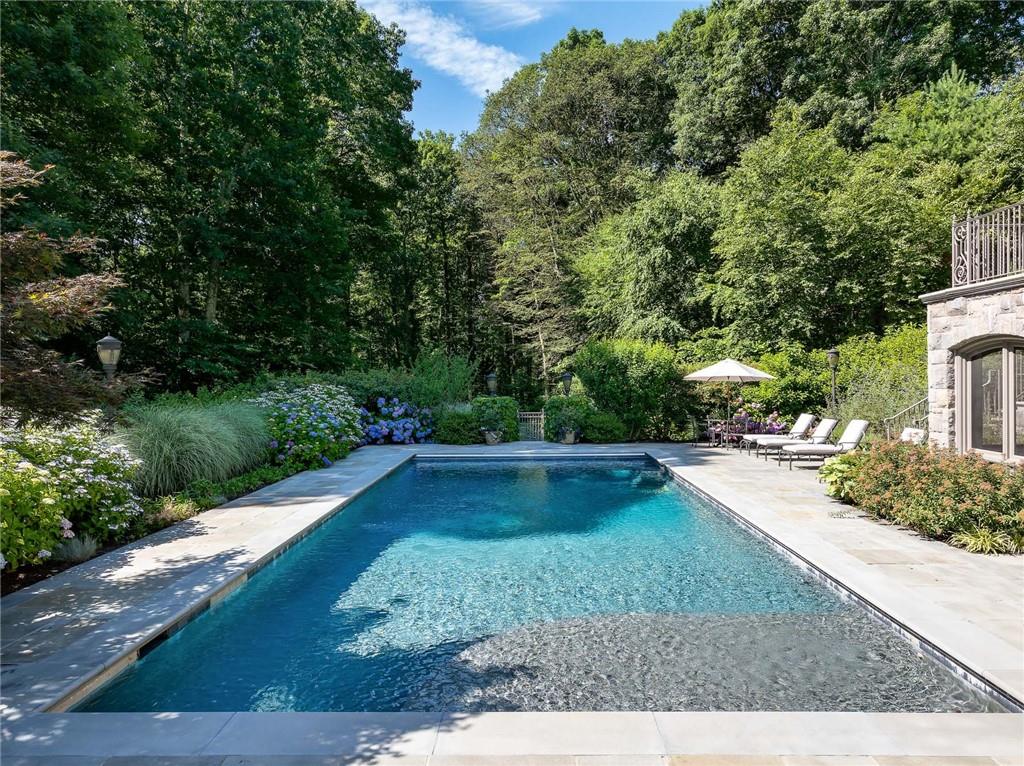 17 Cowdray Park Drive, Armonk, New York image 30