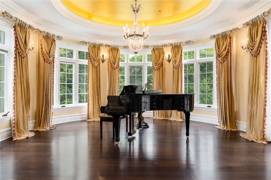 17 Cowdray Park Drive, Armonk, New York image 5