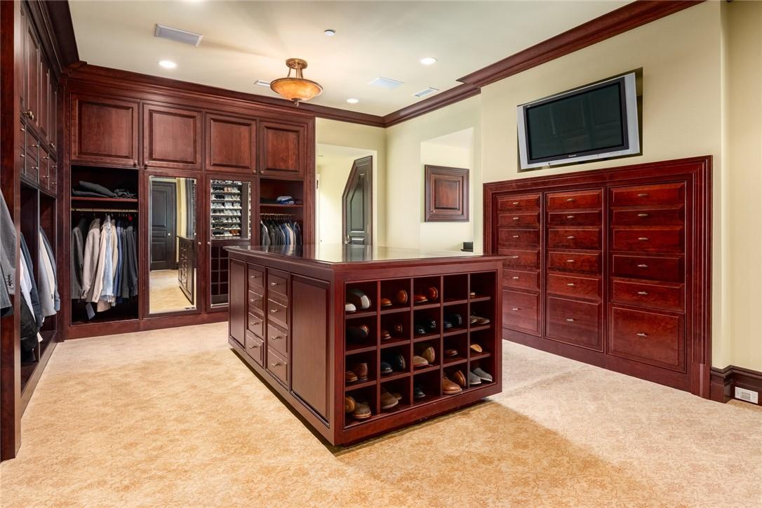 17 Cowdray Park Drive, Armonk, New York image 16