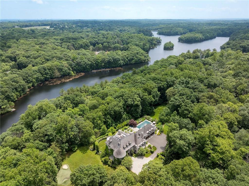 17 Cowdray Park Drive, Armonk, New York image 35