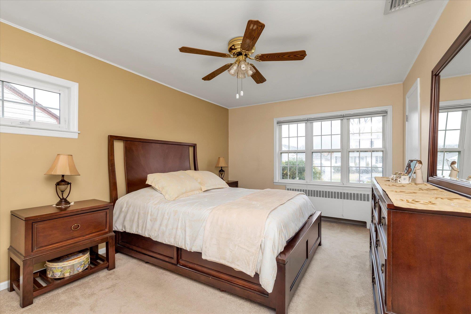 903 Alan Drive, Wantagh, New York image 11