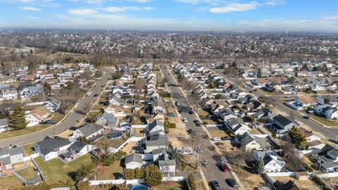 48 Daffodil Lane Wantagh NY 11793