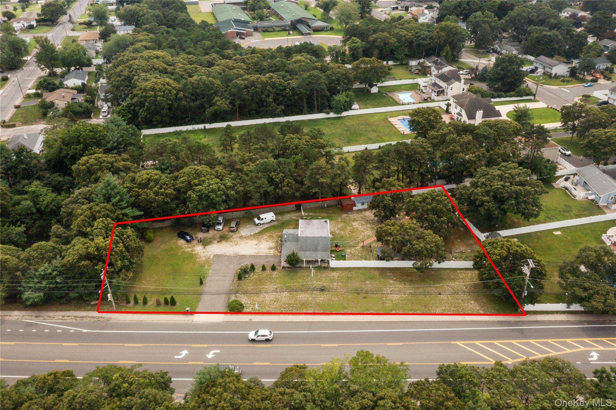 350 Hawkins Road - Photo 2