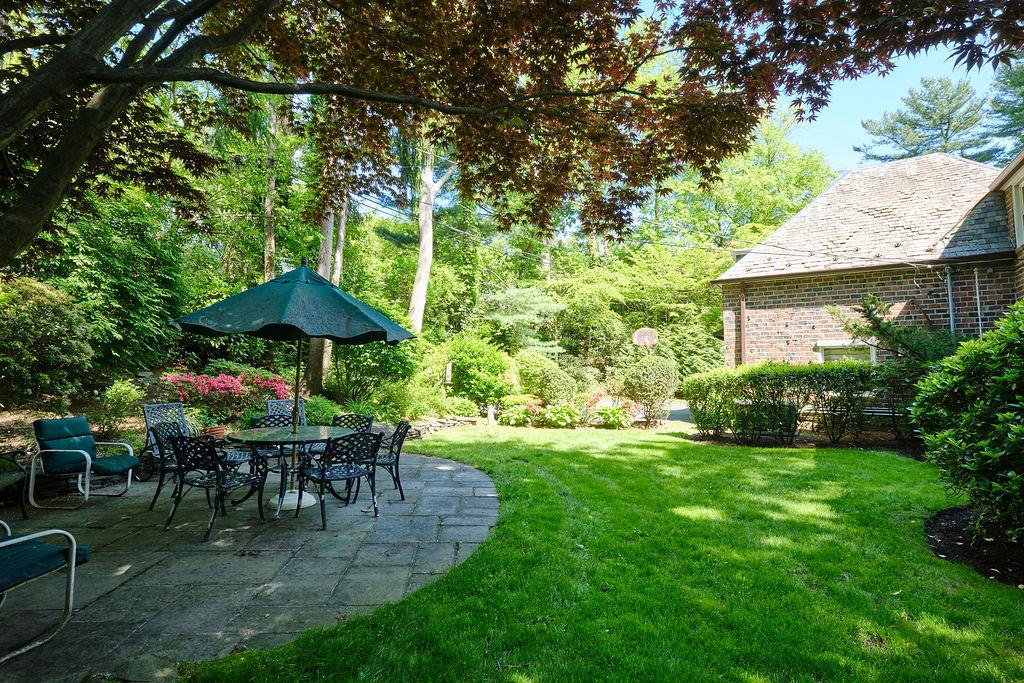 21 Hereford Road, Great Neck, New York image 26
