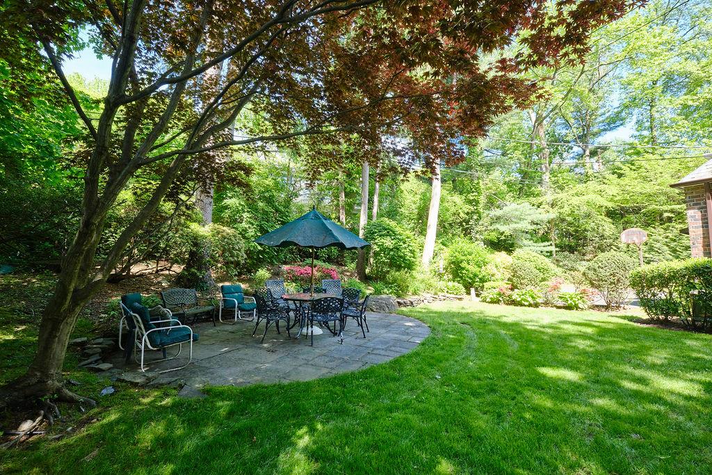 21 Hereford Road, Great Neck, New York image 25