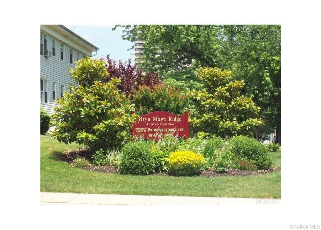 Photo of 20 Burbank Street #O-B, Yonkers, NY 10710 (MLS # 1001890)