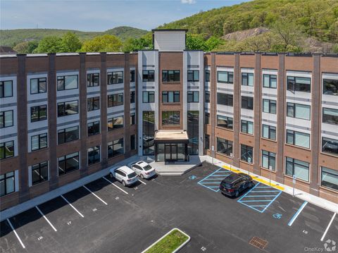 Apartment For Rent - 15 Washington Avenue #110<br/> Suffern, NY 10901