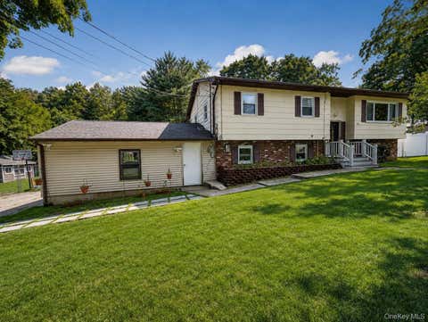 Homes For Rent - 12 Dundee Circle<br/> Orange County, Middletown, NY 10941