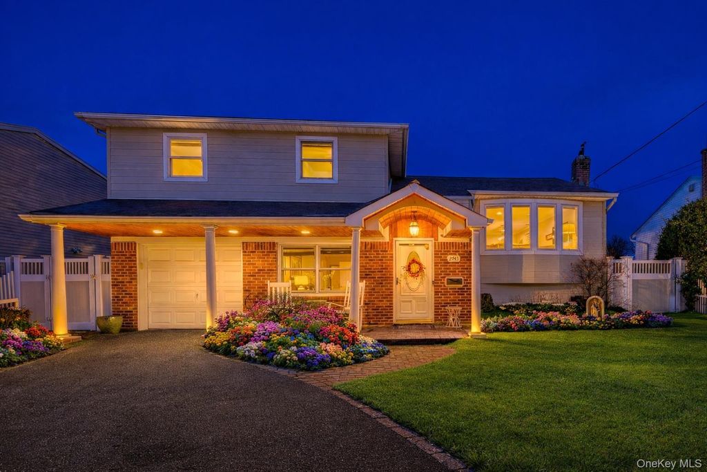 Photo of 2743 Bellmore Avenue, Bellmore, NY 11710 (MLS # 958017)