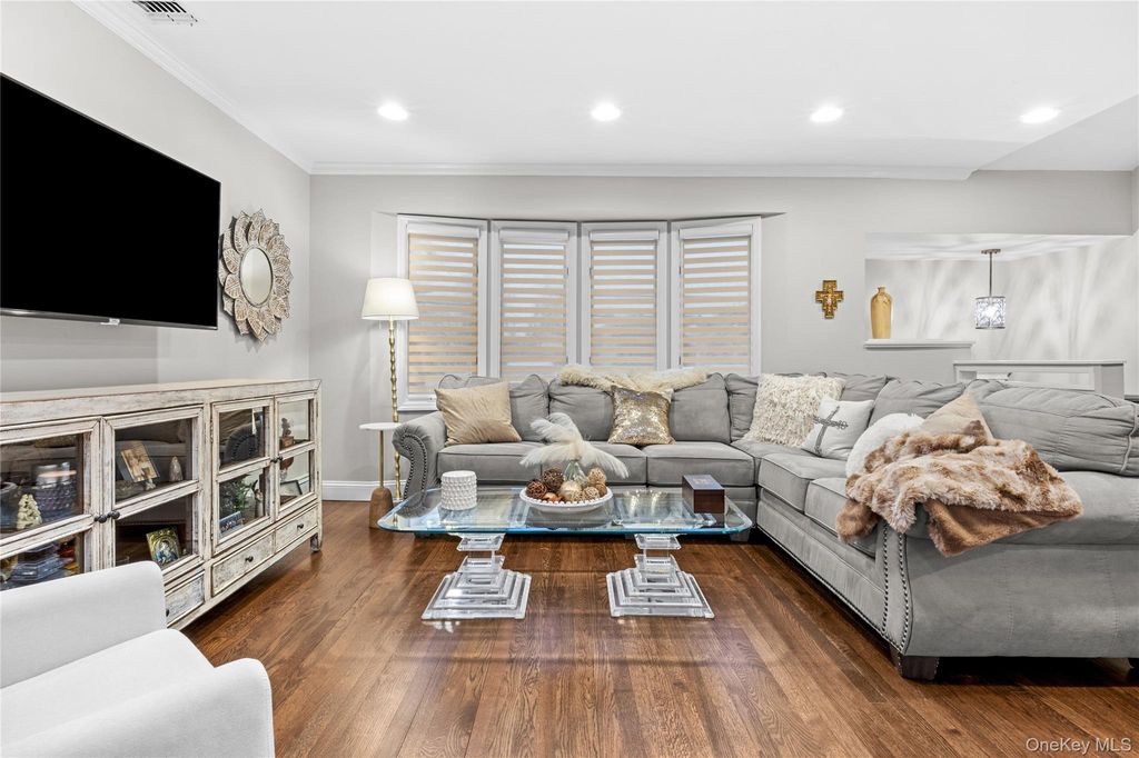 Photo of 2743 Bellmore Avenue, Bellmore, NY 11710 (MLS # 958017)