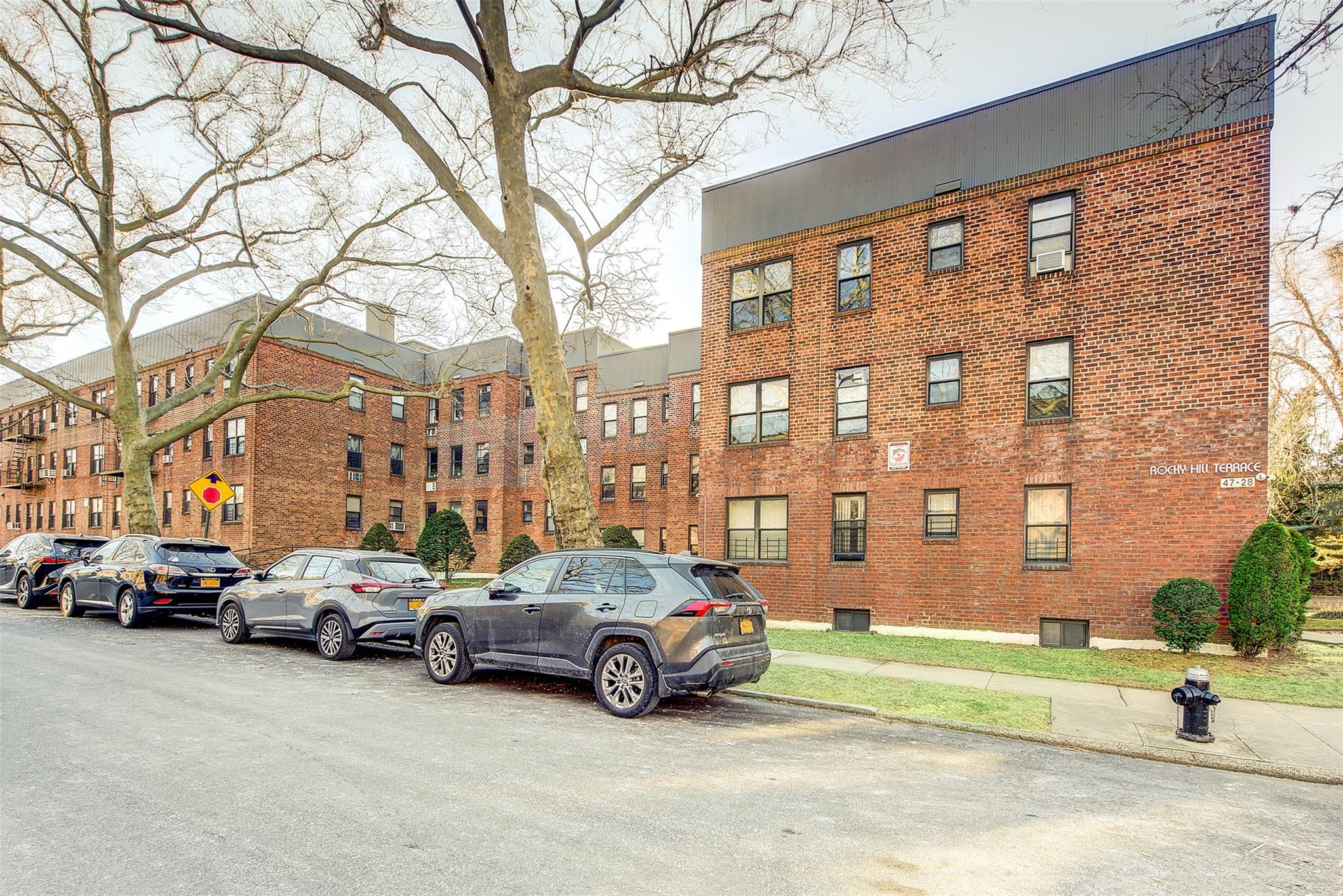 47-28 215 Place #2D, Bayside, New York image 5