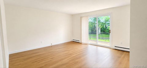 Condo For Rent - 5 White Gate Road #A<br/> Dutchess County, Wappingers Falls, NY 12590