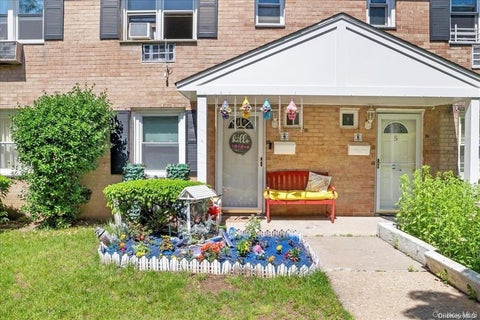 Condo For Sale - 130 Glenwood Avenue #6<br/> Yonkers, NY 10703