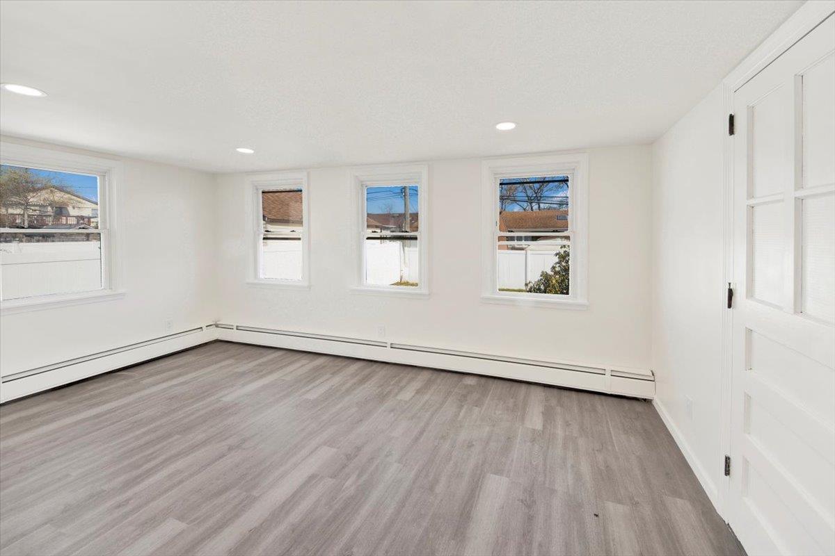 646 Baldwin Drive, West Hempstead, New York image 10