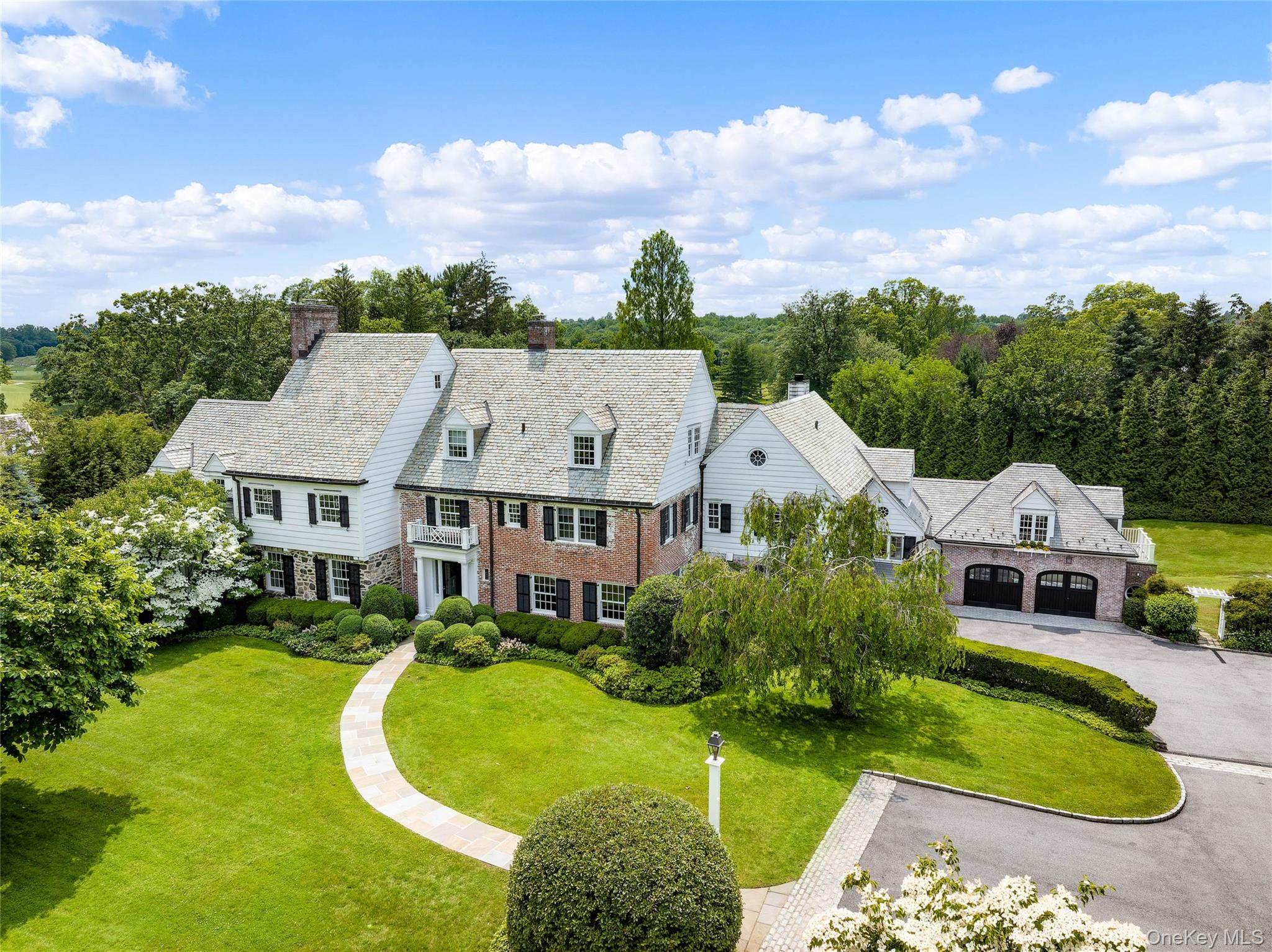 25 Hilltop Place