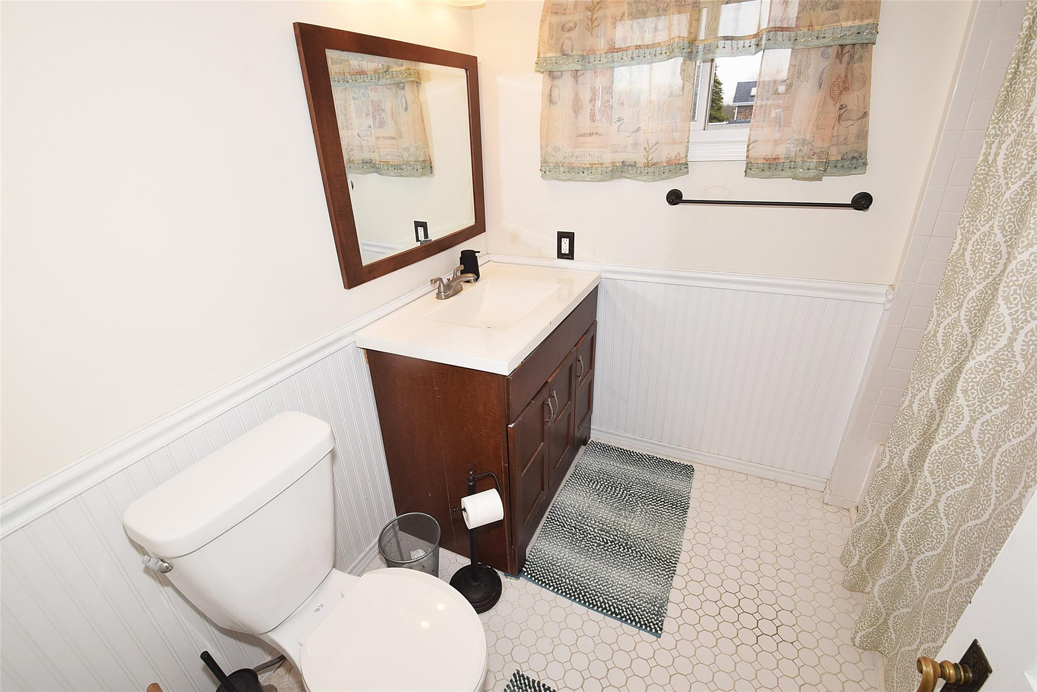 15 Edwards Street, Patchogue, New York image 20