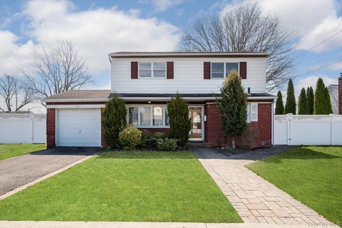 Homes For Sale - 230 Yoakum Avenue<br/> Farmingdale, NY 11735